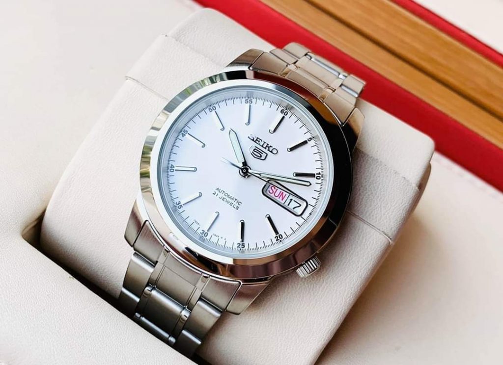 đồng hồ Seiko SNKE49K1